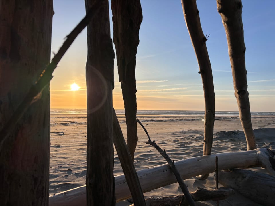 Backpacking The Oregon Coast Trail, Day 4: A Zero Day At Rockaway Beach